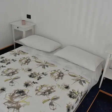 Semesterbostad Casa Saca' *